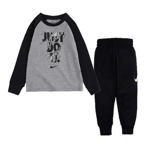 Toddler Boy Nike "Just Do It." Long Sleeve Graphic Tee & Tricot Jogger Pants